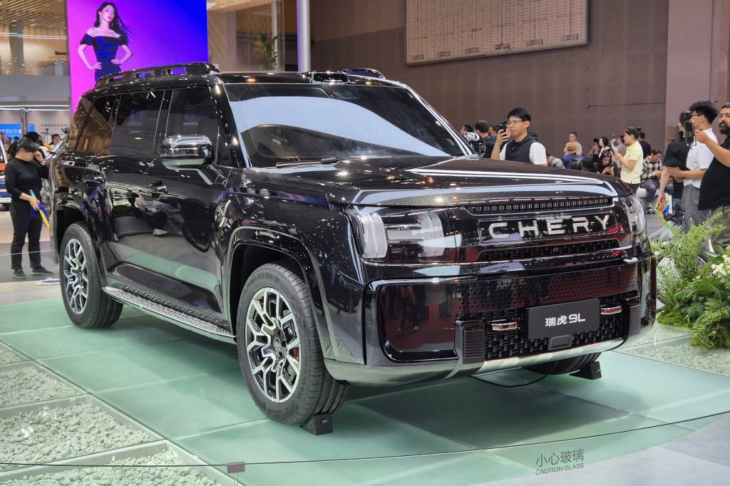 Chery Tiggo 9L tem quatro motores para ser o SUV mais caro da marca