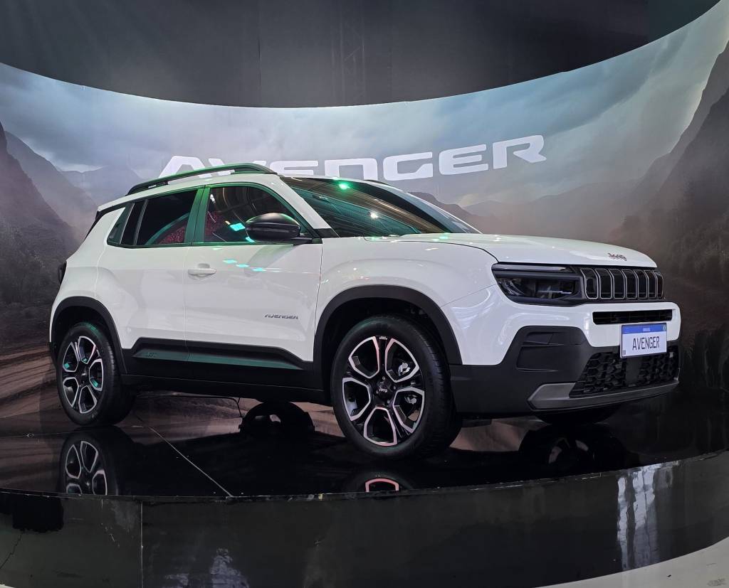 Jeep Avenger estreia em 2026 nacional e mais barato que o Renegade