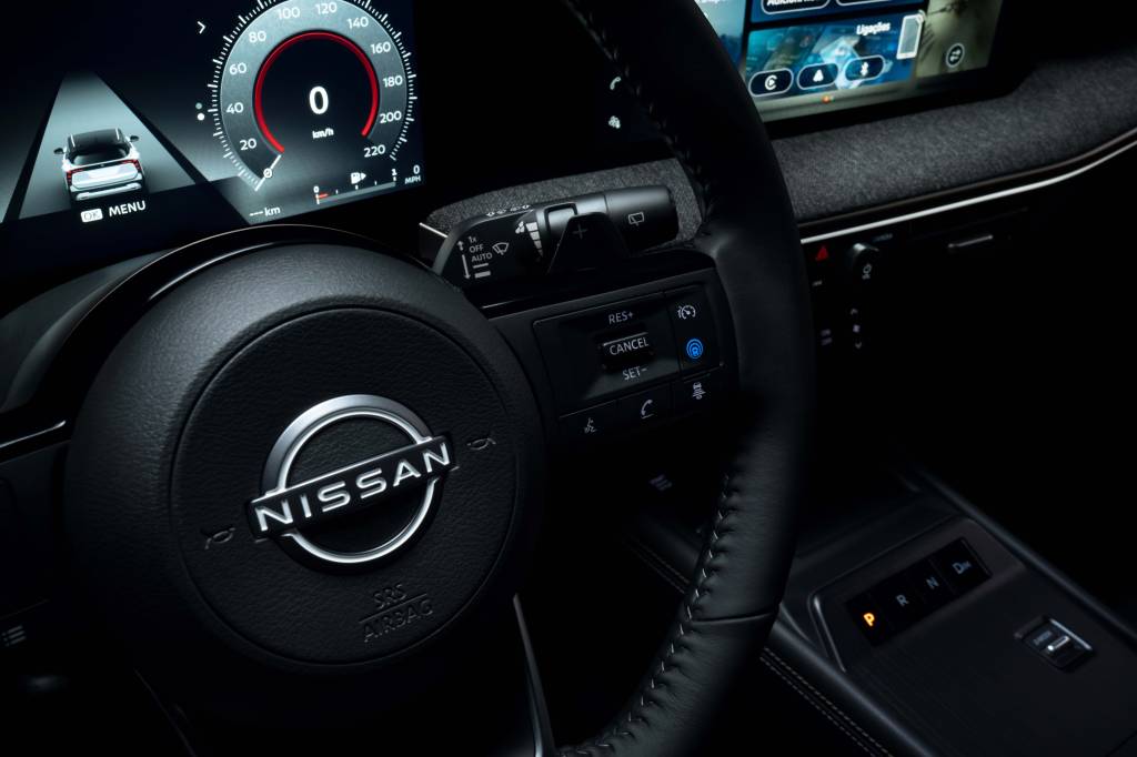 Nissan confirma Kicks 2026 com câmbio por botões e central inédita