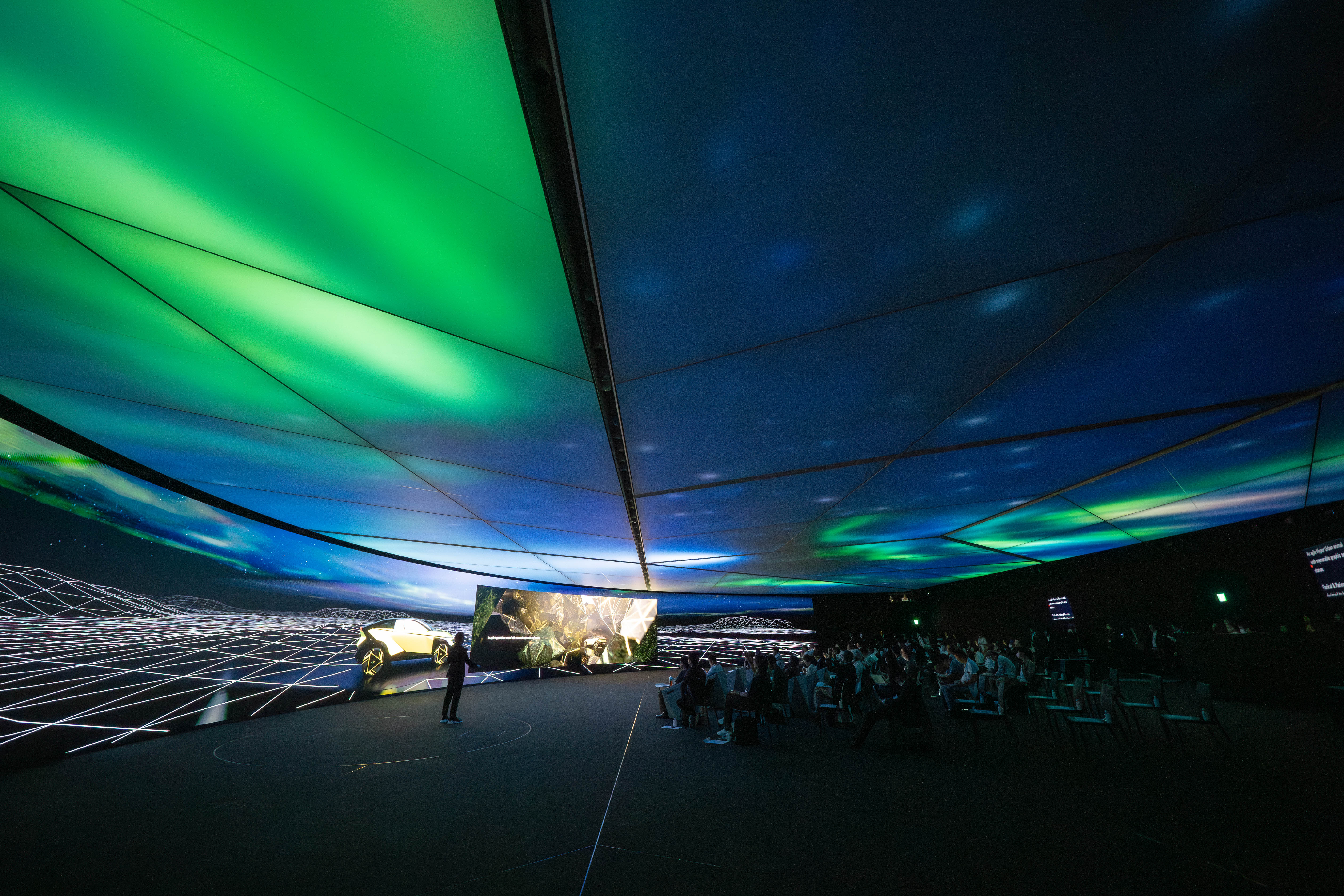 231003_Nissan_Design_Hall_Unveil_Event_Photo_13-source