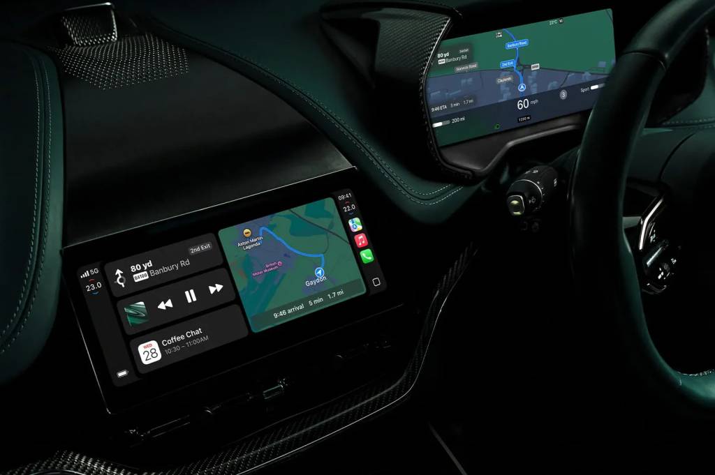 Apple CarPlay Ultra