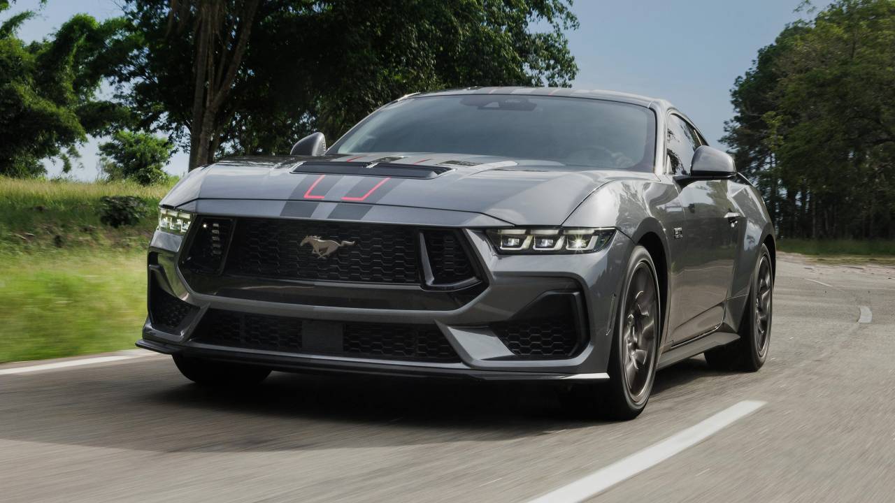 Ford Mustang GT Performance Manual