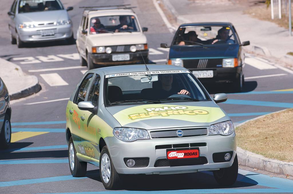 Fiat Palio elétrico foi fabricado no Brasil e tinha bateria de sal há 20 anos
