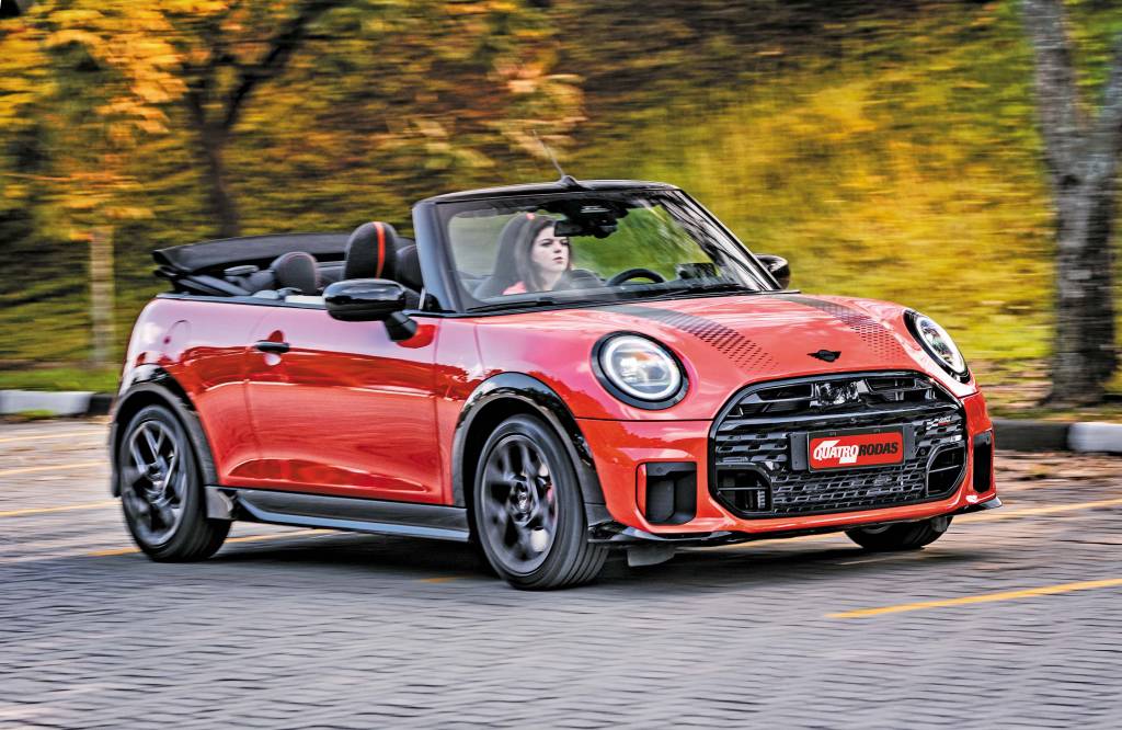 Novo Mini Cooper JCW Cabrio é esportivo conversível mais ‘barato’ do Brasil