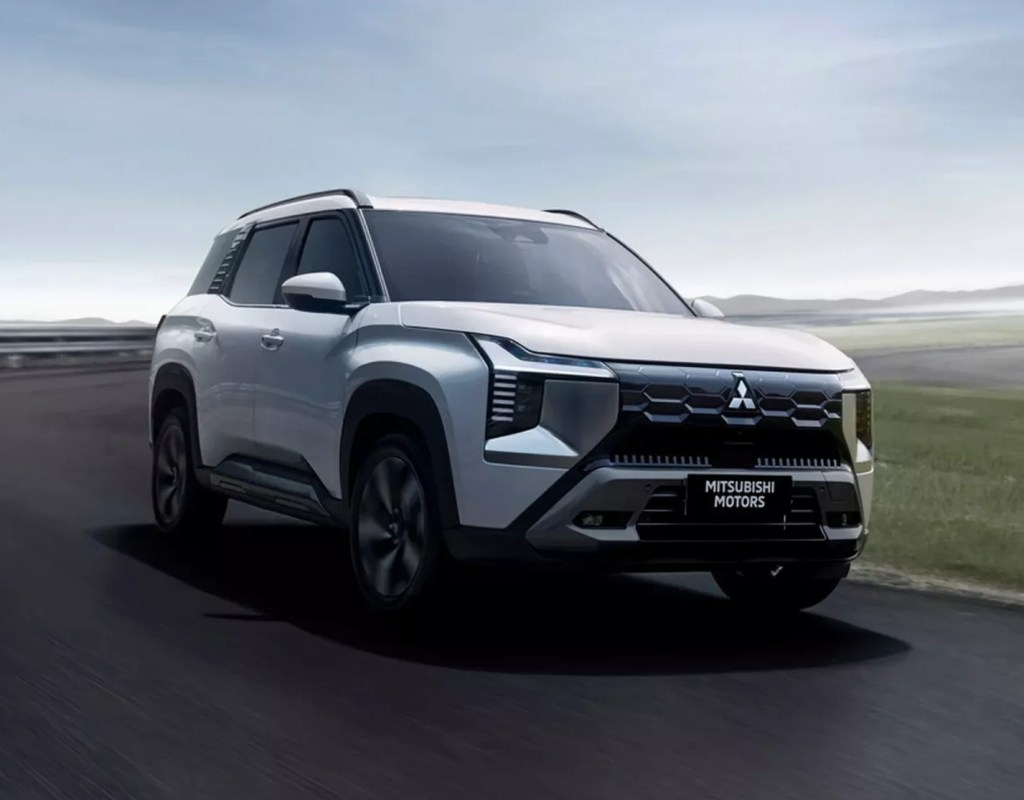 Mitsubishi Destinator é irmão menor do Outlander que seria bom para o Brasil