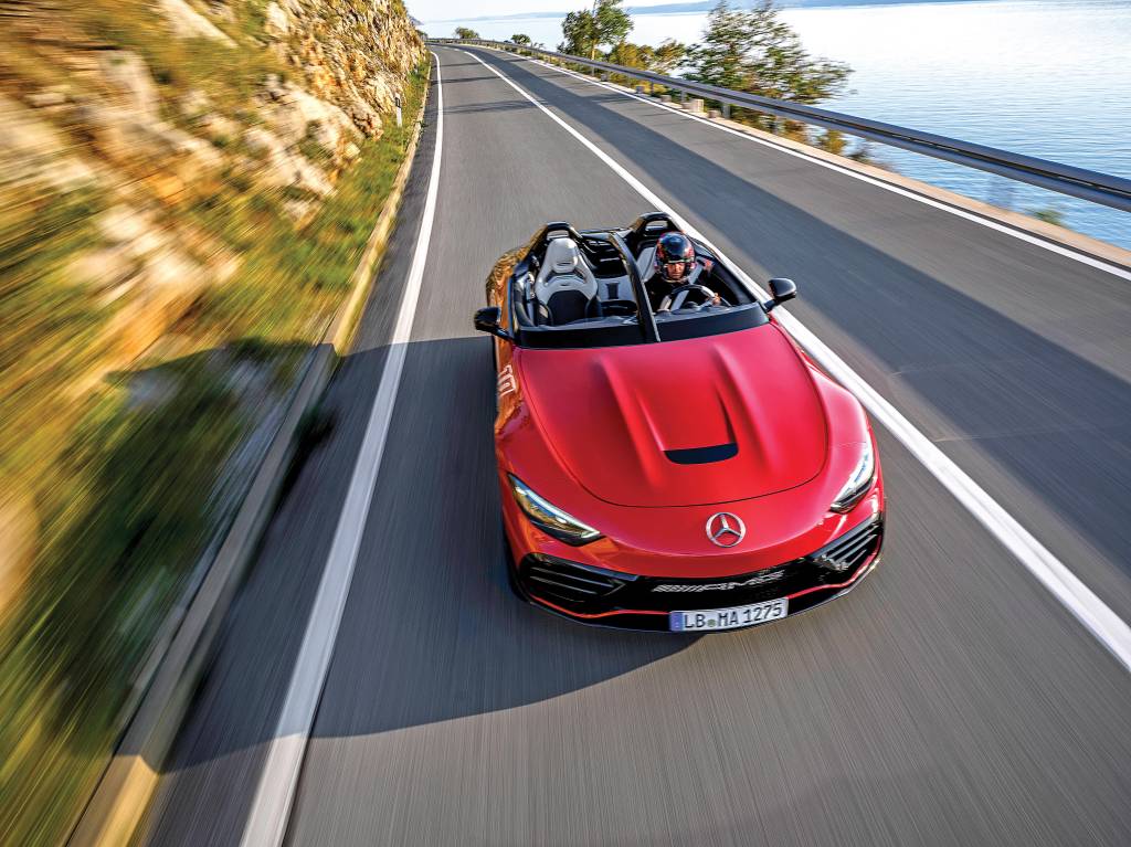 Mercedes-AMG PureSpeed: dirigimos o carro de R$ 6 mi sem para-brisa que imita F-1