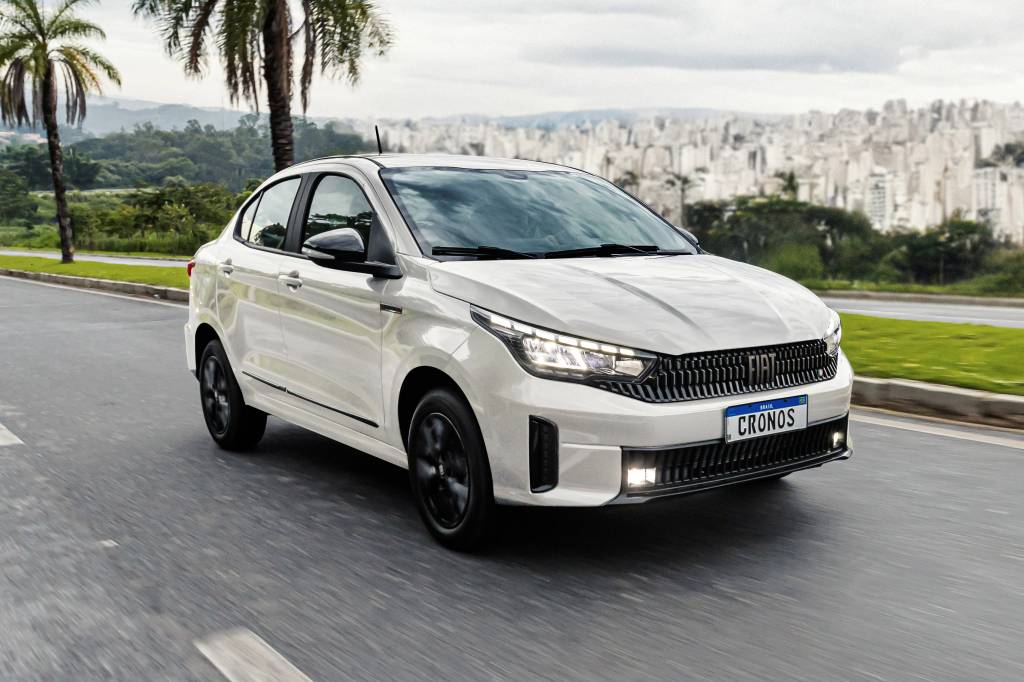 Fiat Cronos volta a ter versão 1.3 com câmbio manual por R$ 112.490