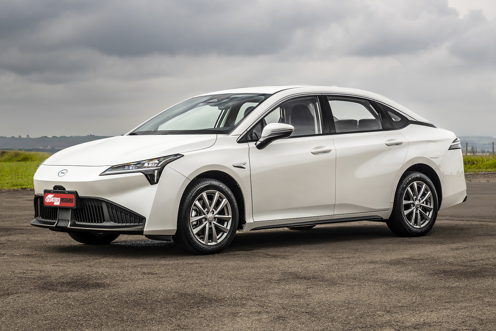 GAC Aion ES parece sedã familiar, mas é elétrico ideal para táxi e aplicativos de transporte
