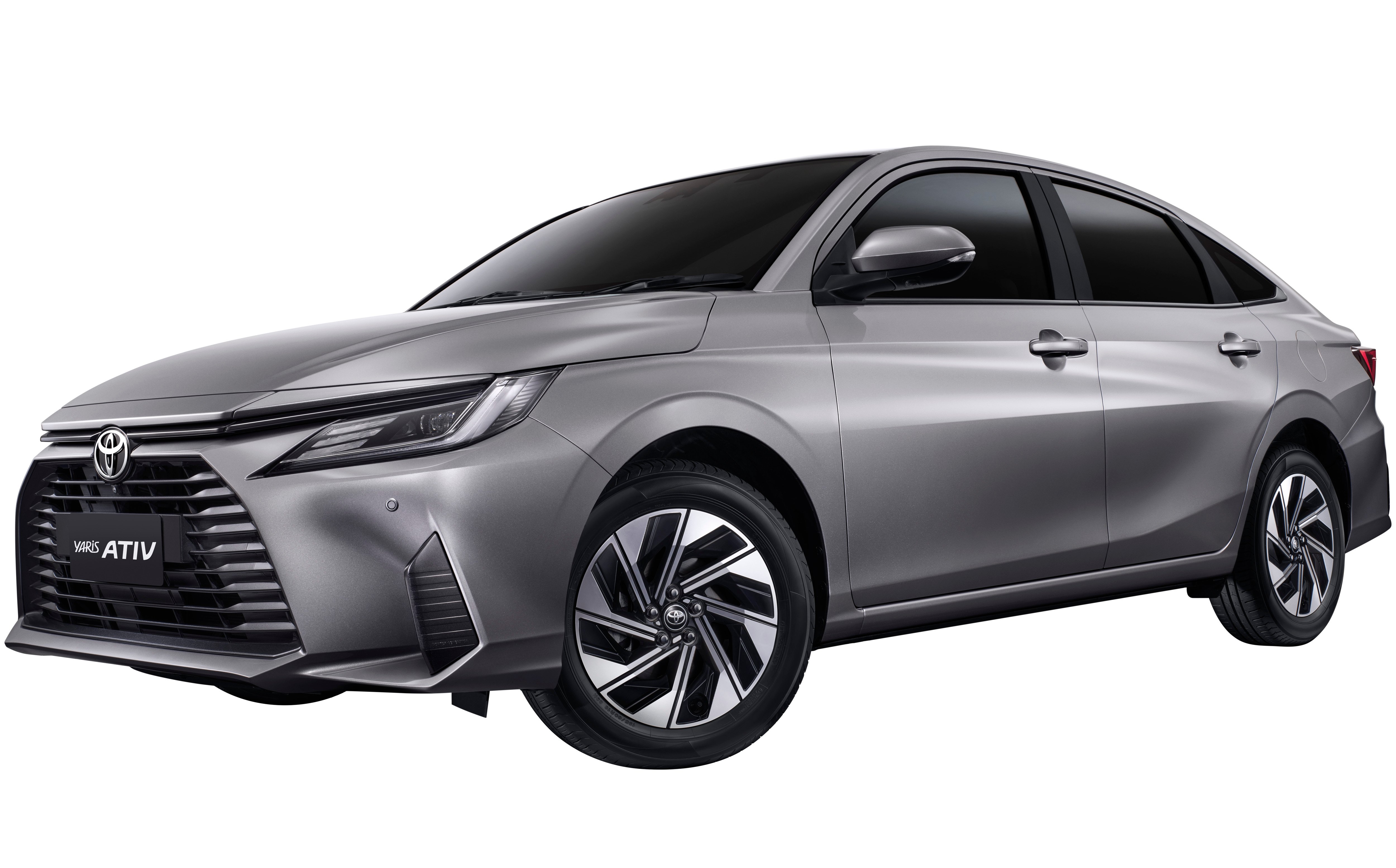 Toyota Yaris Ativ HEV Premium