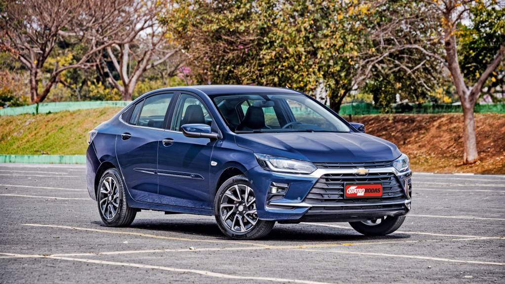 Chevrolet Onix Plus 2026 corrige problemas e faz 18,5 km/l