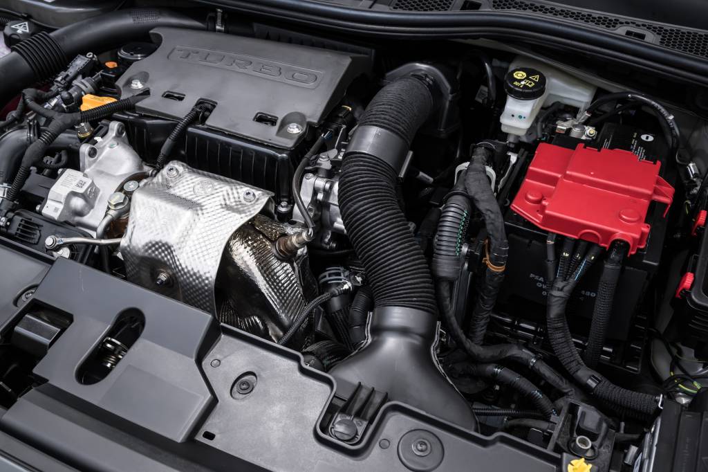 Peugeot 208 GT Hybrid Peugeot 208 GT Hybrid