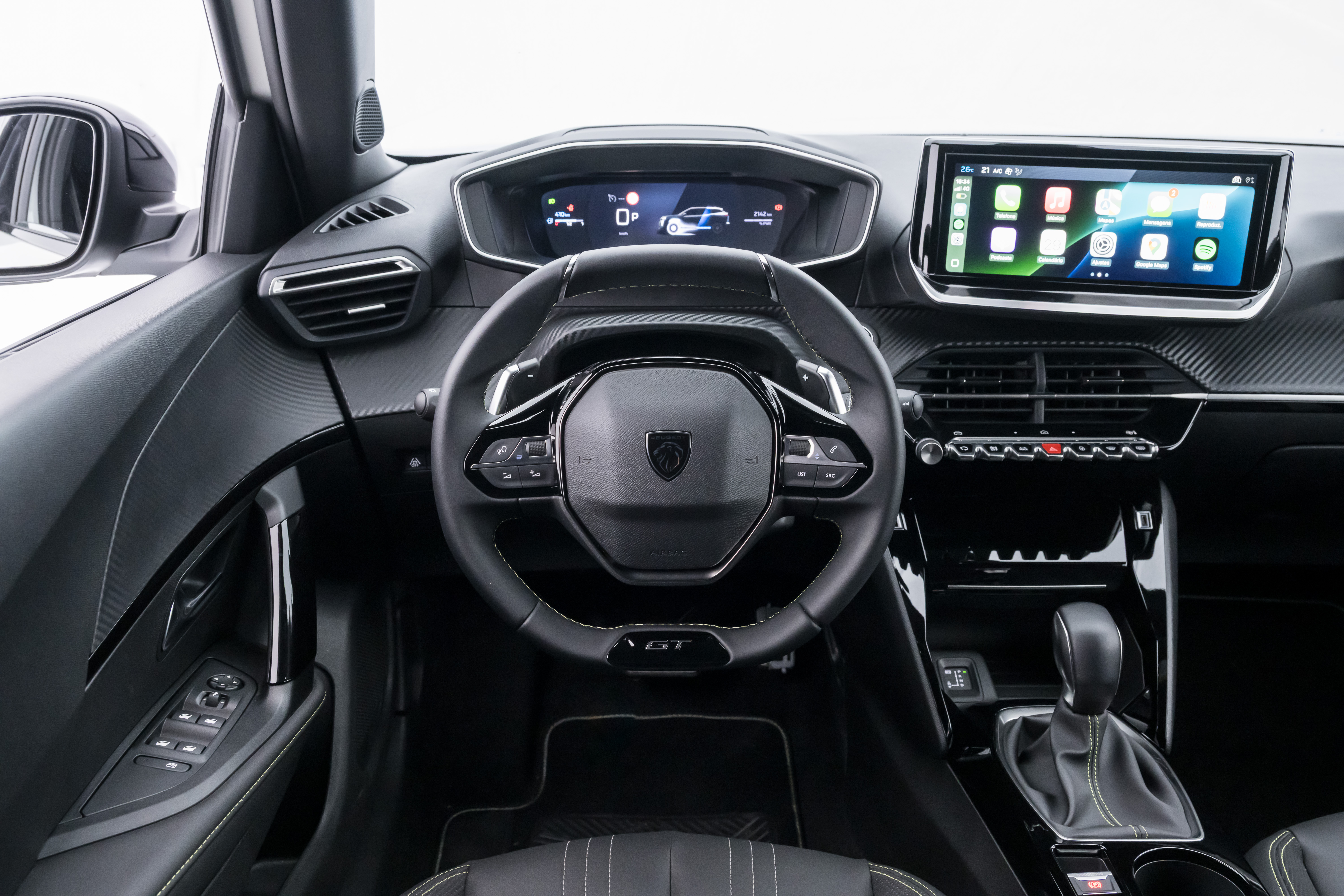 Peugeot 2008 GT Hybrid