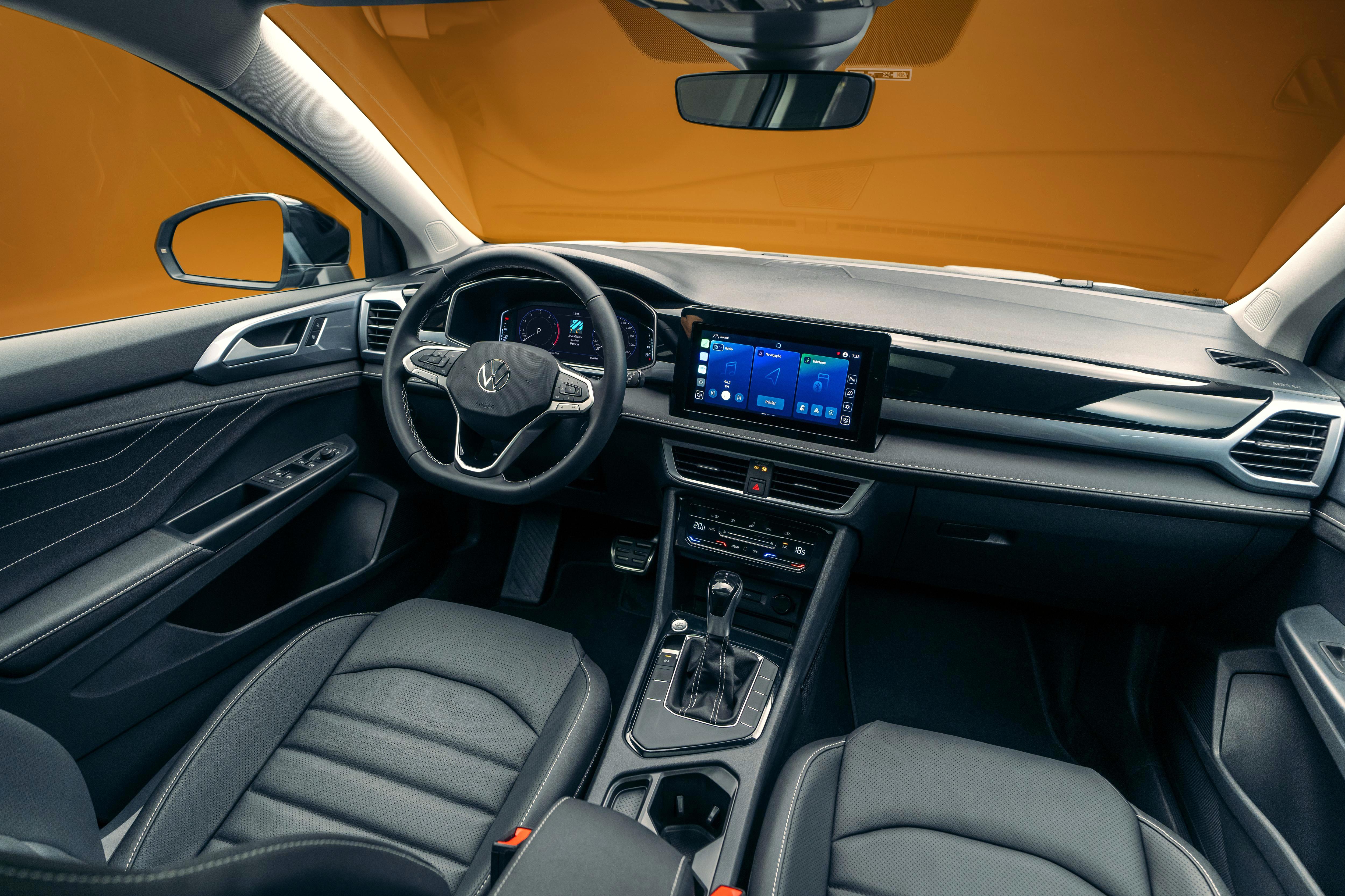 VW Taos 2026_Highline_Interior_Painel