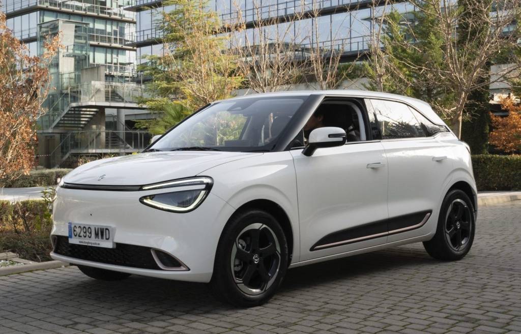 Dongfeng chega ao Brasil em agosto e produzirá carros elétricos na fábrica da Nissan