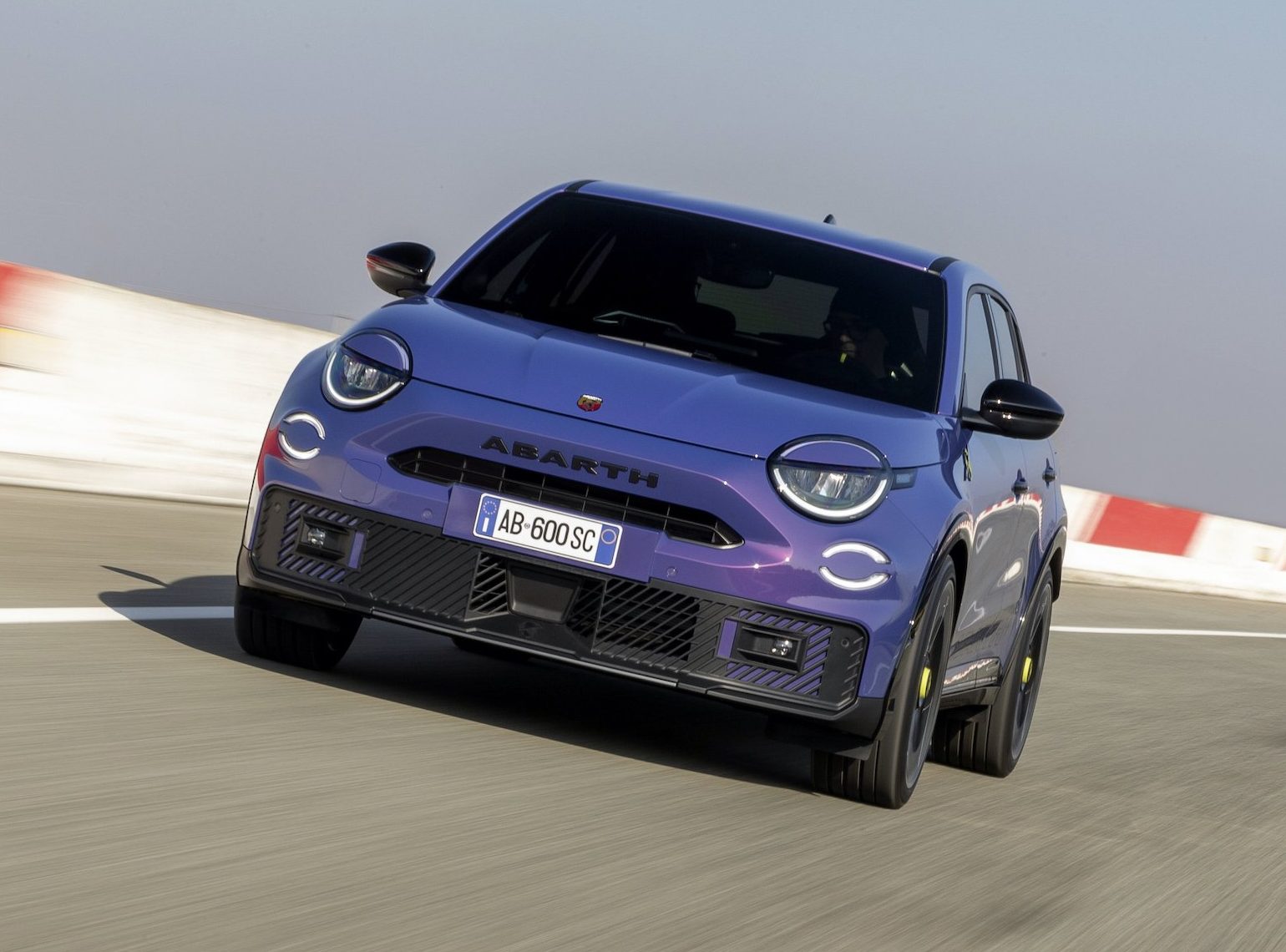 Abarth 600e Scorpionissima