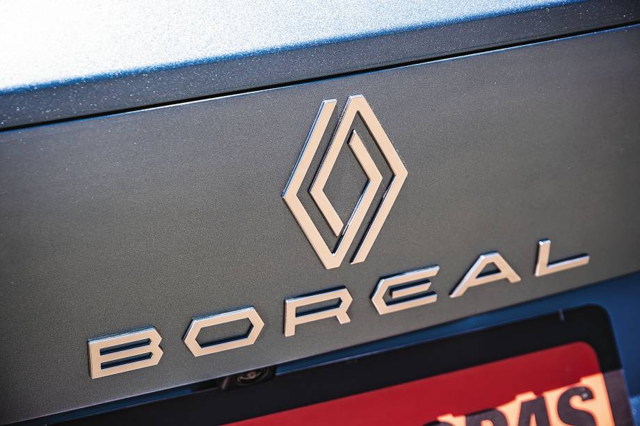 Novos logotipo e fonte j&aacute; est&atilde;o no SUV m&eacute;dio