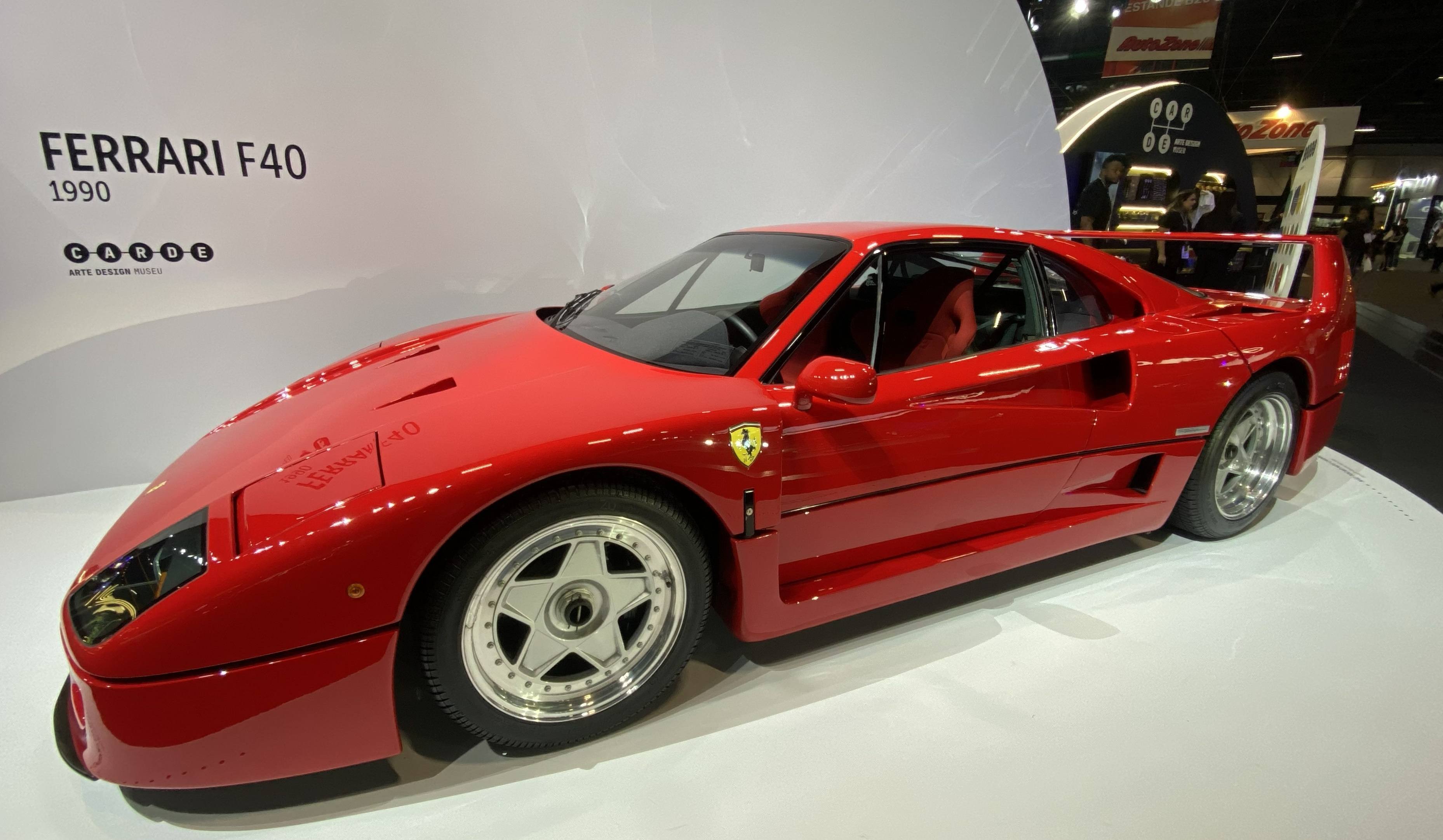 Ferrari F40 - 1990