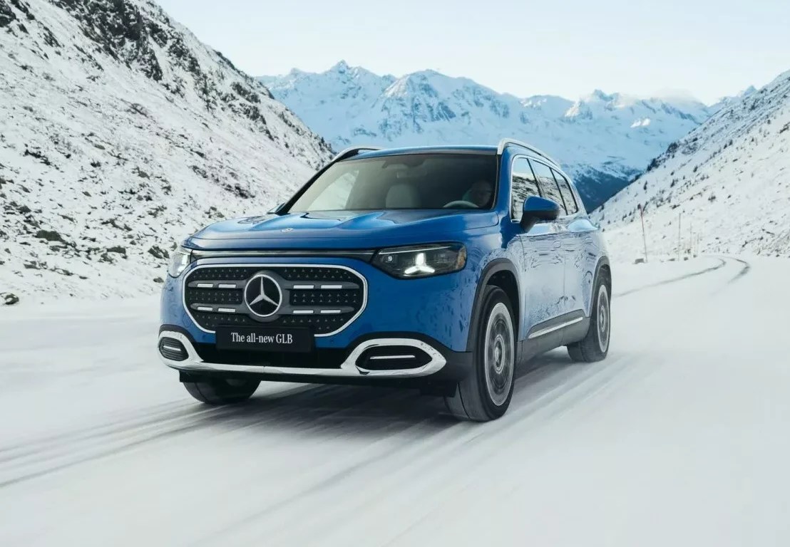 Novo Mercedes GLB é só elétrico e se rende ao Chat GPT integrado