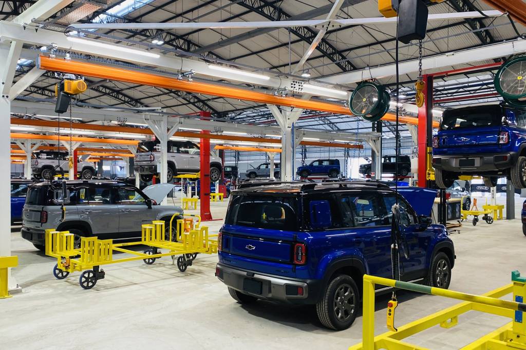 GM inicia produção nacional do Chevrolet Spark e Captiva EV será o próximo
