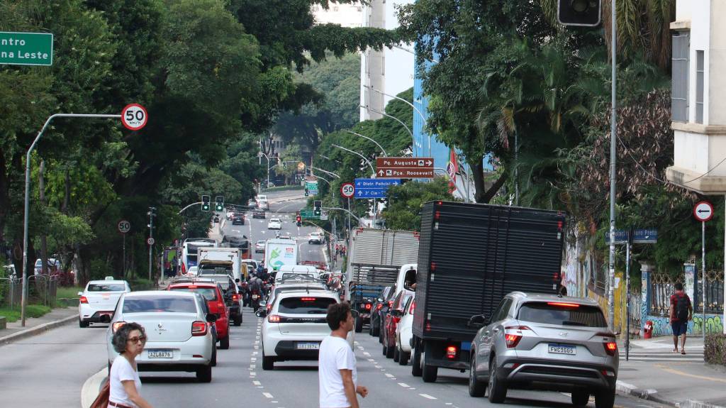Como pagar o IPVA 2026 com desconto; veja calendários de vencimento