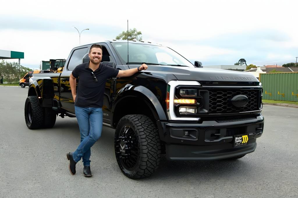 O que há de diferente na Ford F-450 de R$ 1,5 milhão do cantor Zé Neto