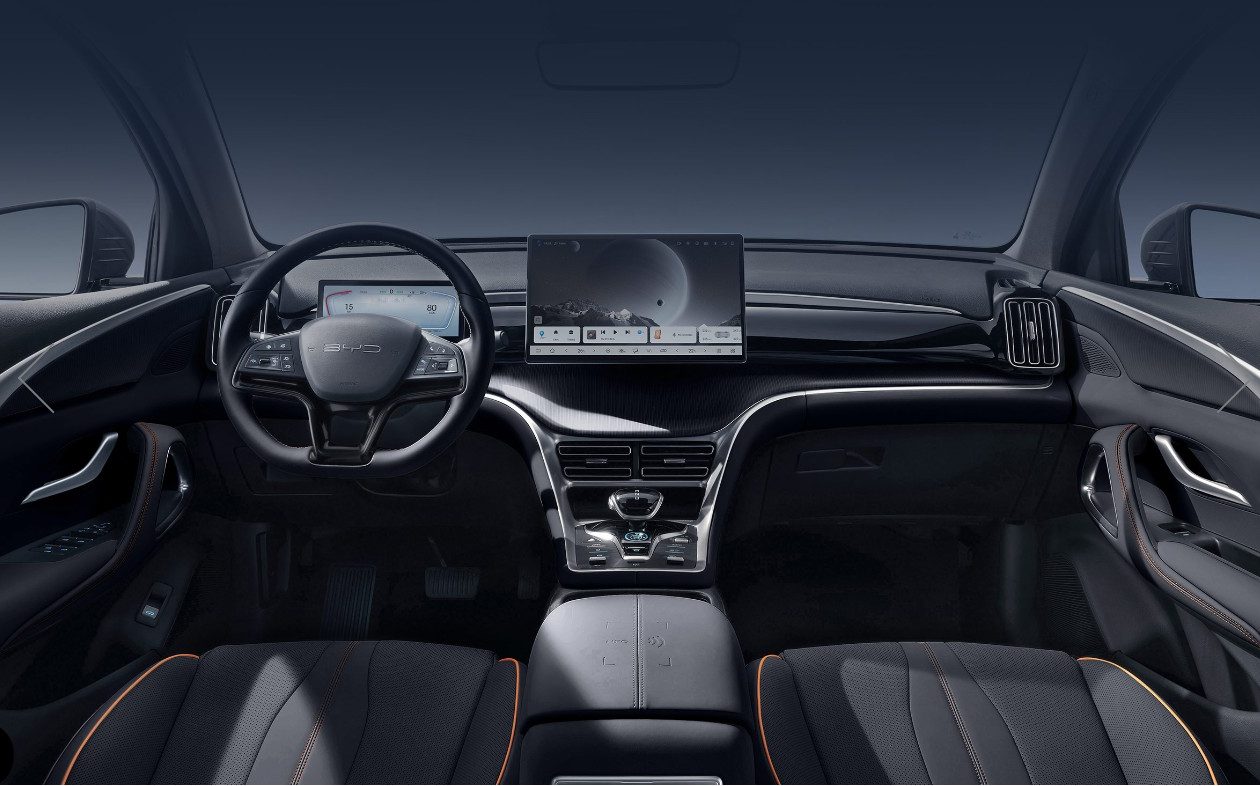 BYD Song Pro ganha op&ccedil;&atilde;o de interior preto