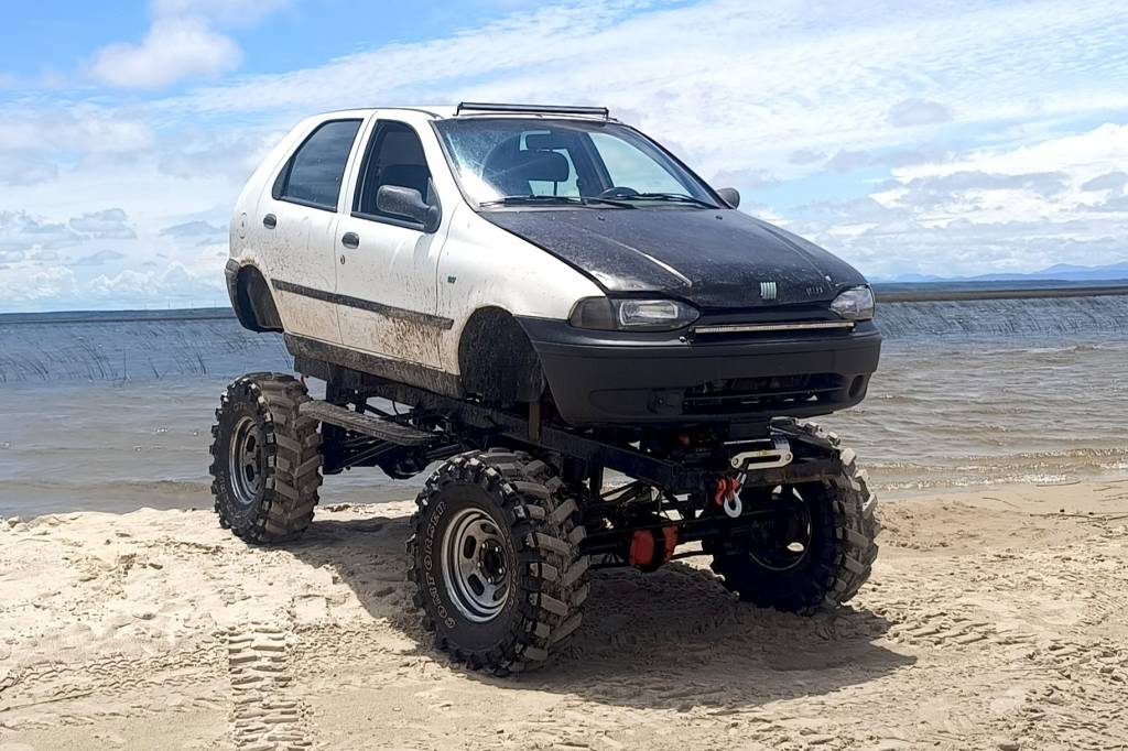 Monster Palio é 4X4 com motor AP feito a pedido de namorada