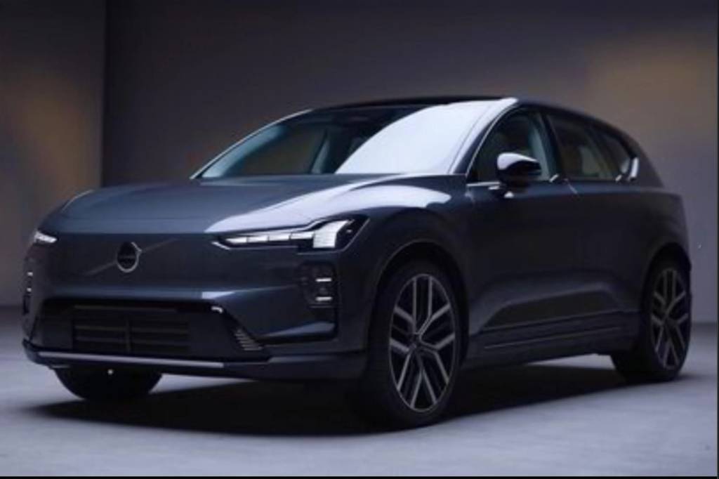 Volvo EX60 aparece antes da estreia e promete até 810 km de autonomia