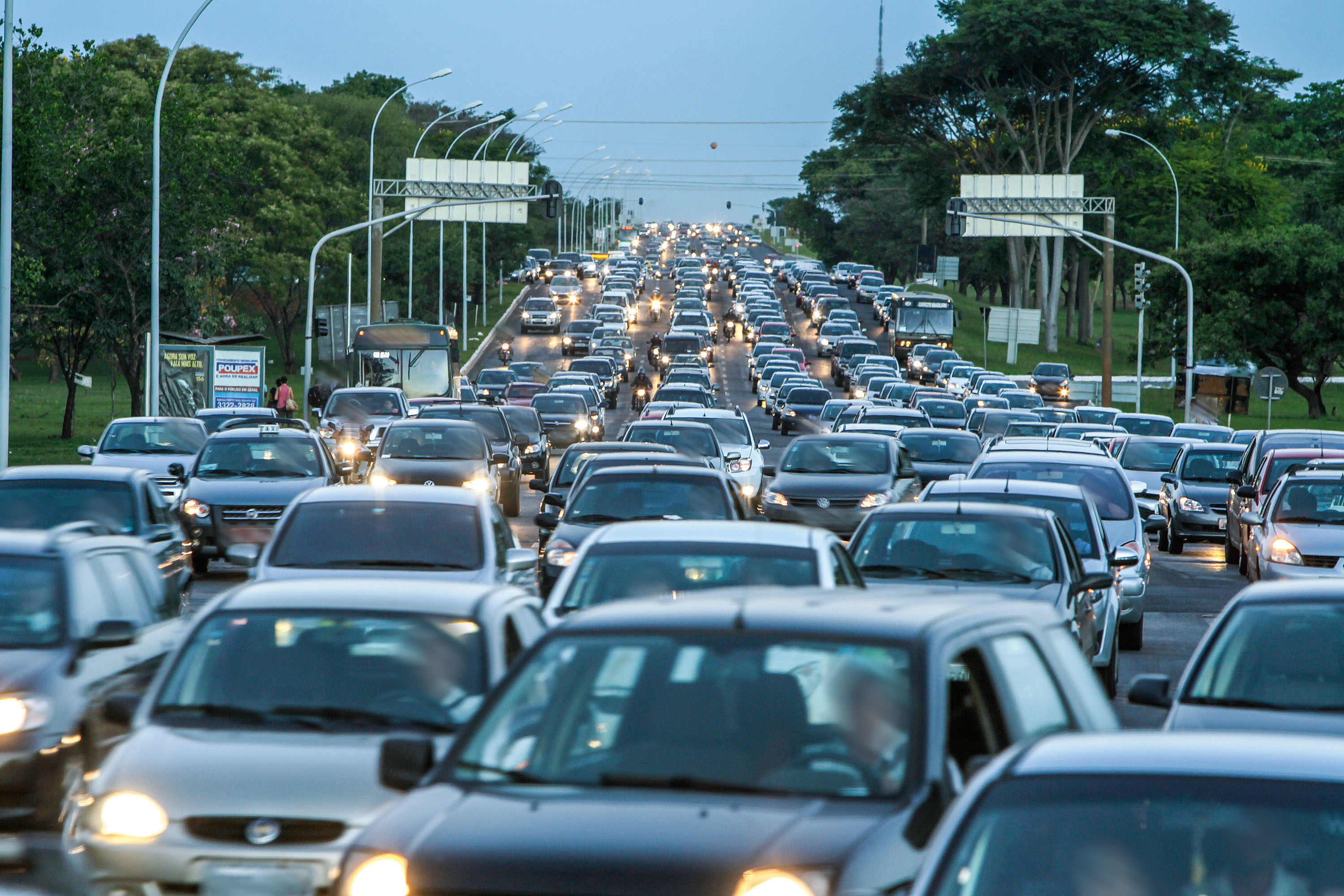 Opinião: emissões dos carros que rodam no Brasil podem ser piores do que se pensa