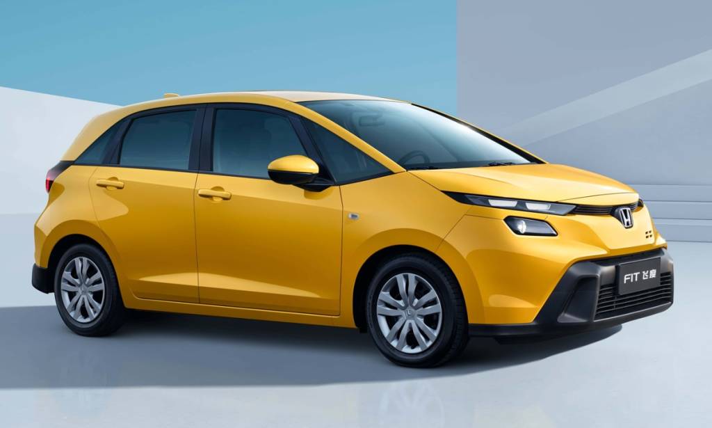 Novo Honda Fit ganha visual polêmico com ‘cara de carro chinês’