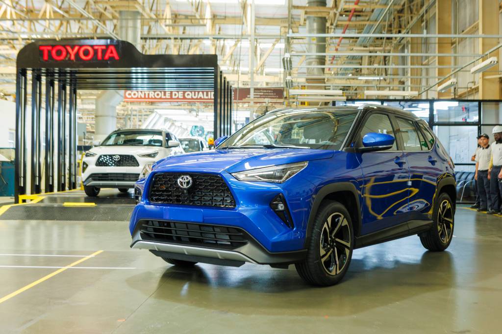 Toyota Yaris Cross 2026 começa a ser produzido no Brasil; veja preços
