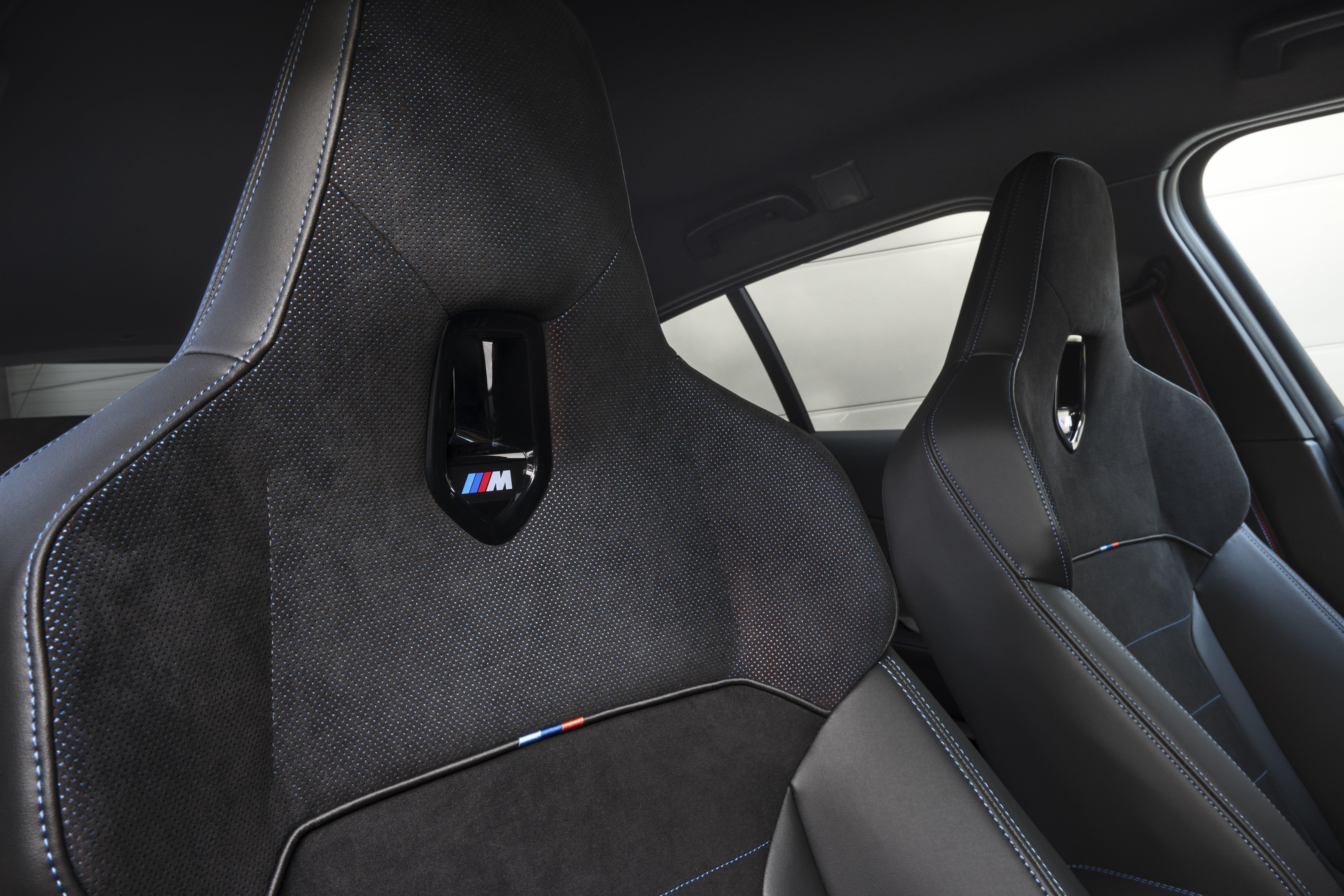 BMW M135 xDrive estreia por R$ 459.950 e mais potente que Golf GTI