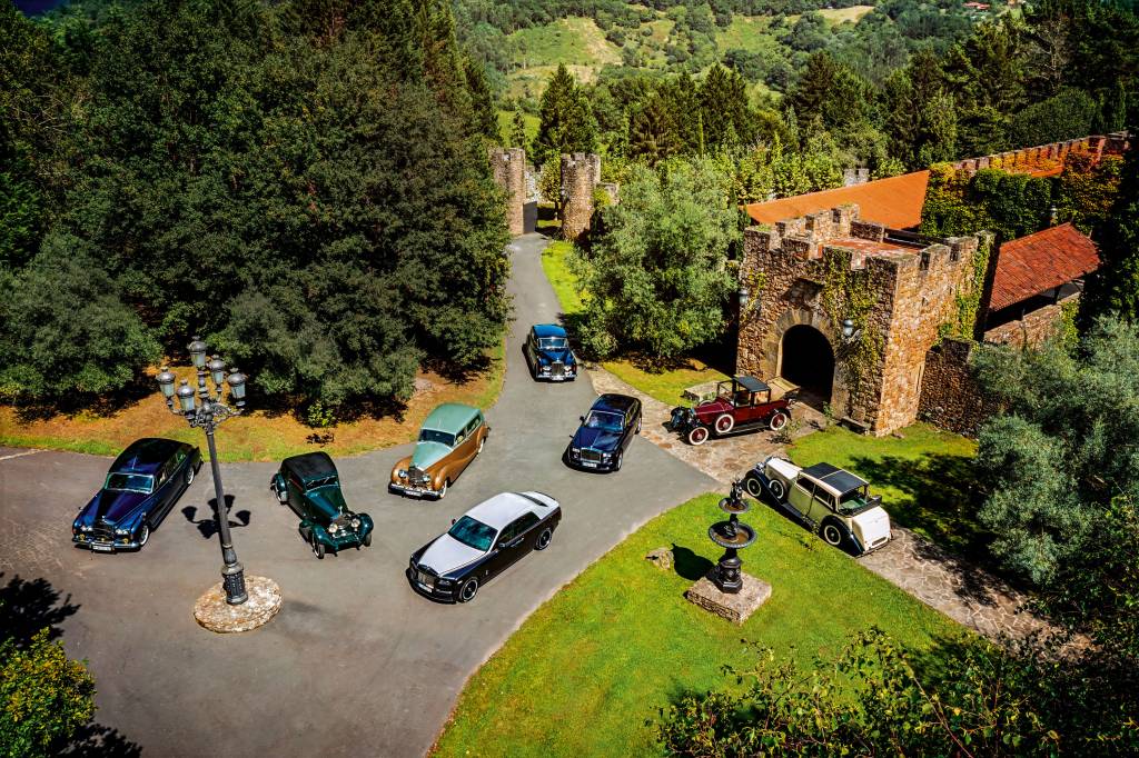 Como o Rolls-Royce Phantom ditou o padrão do luxo mundial ao longo de 100 anos