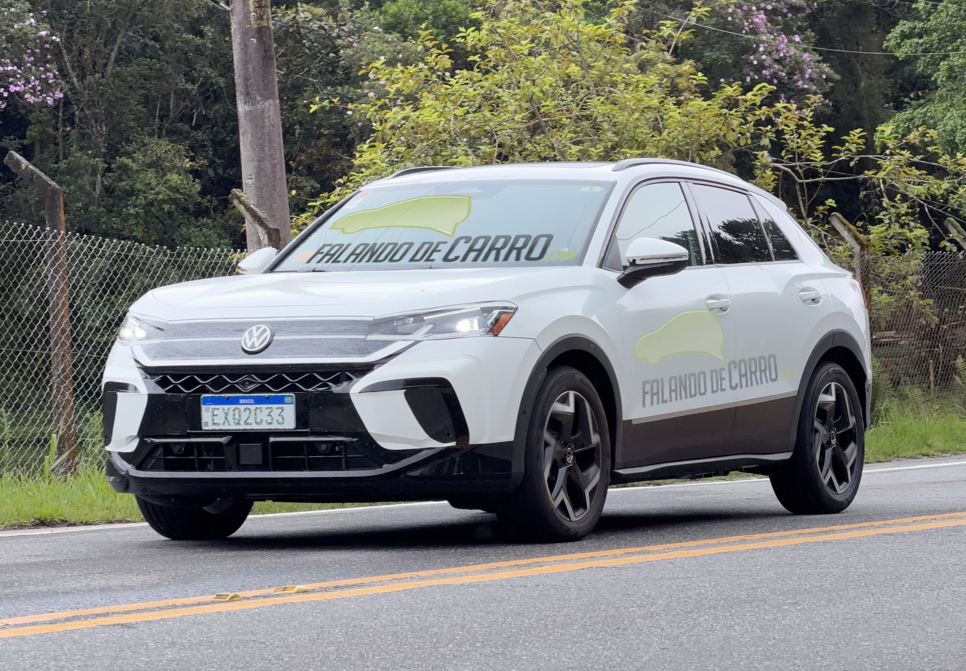 VW T-Roc é testado no Brasil e adianta novo T-Cross híbrido