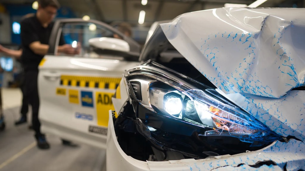 Teste revela que colisões a 35 km/h são mais perigosas que a 50 km/h