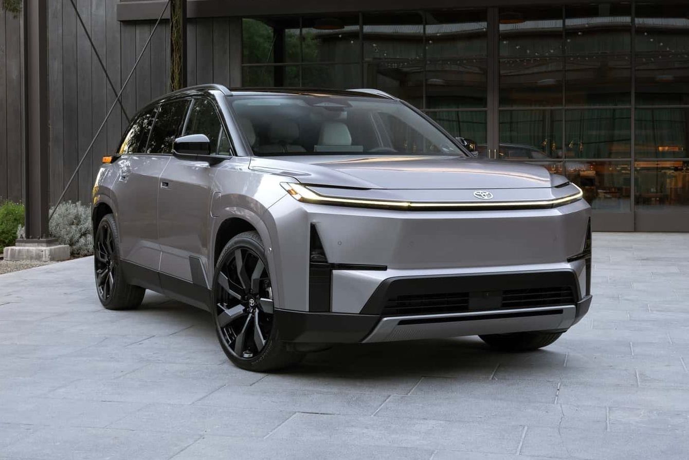 toyota-highlander-e-100-eletrico-nos-eua