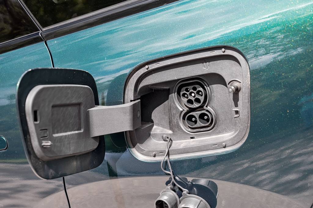 C10 REEV aceita recarga r&aacute;pida a at&eacute; 65 kW