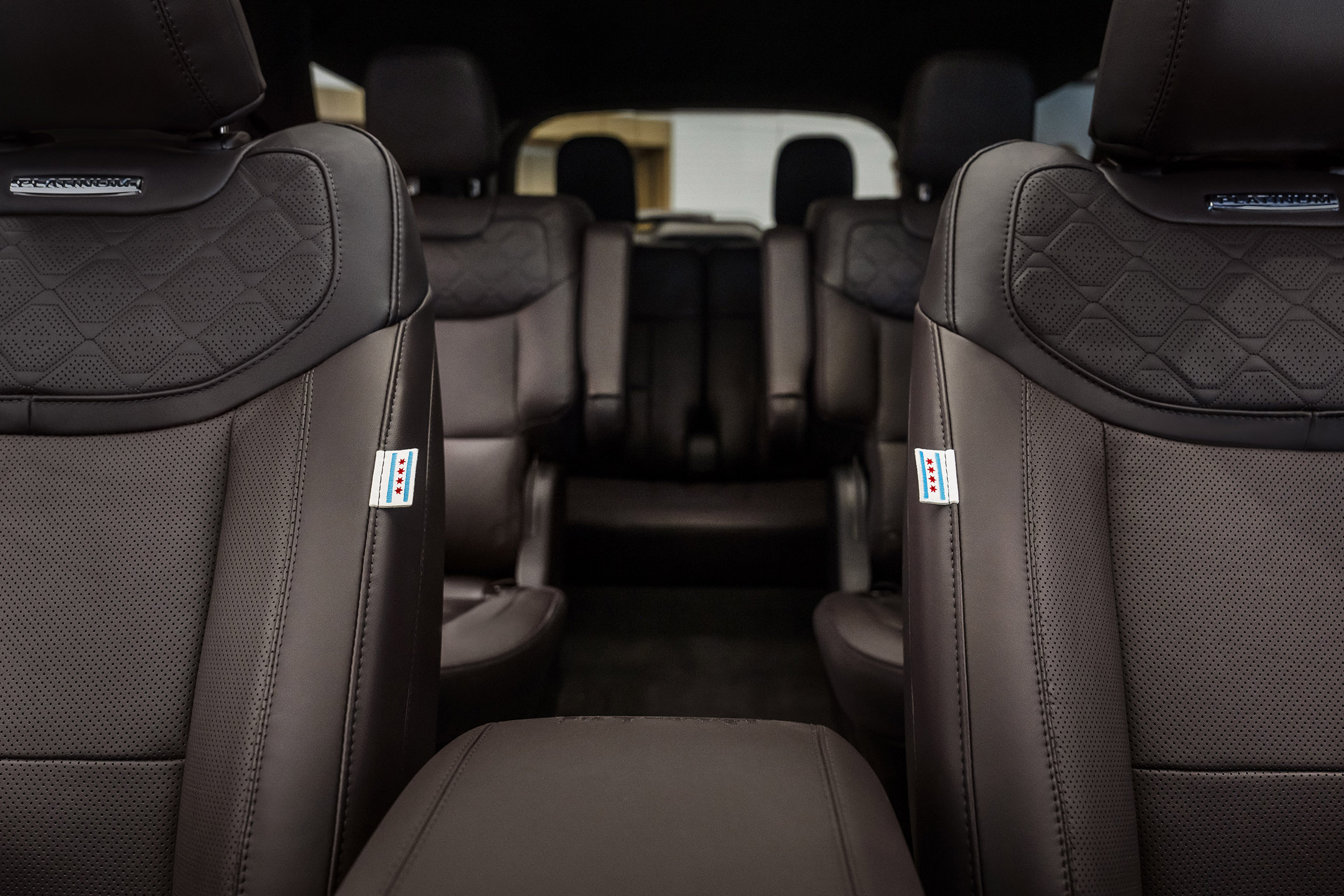 Ford Explorer do papa Le&atilde;o XIV