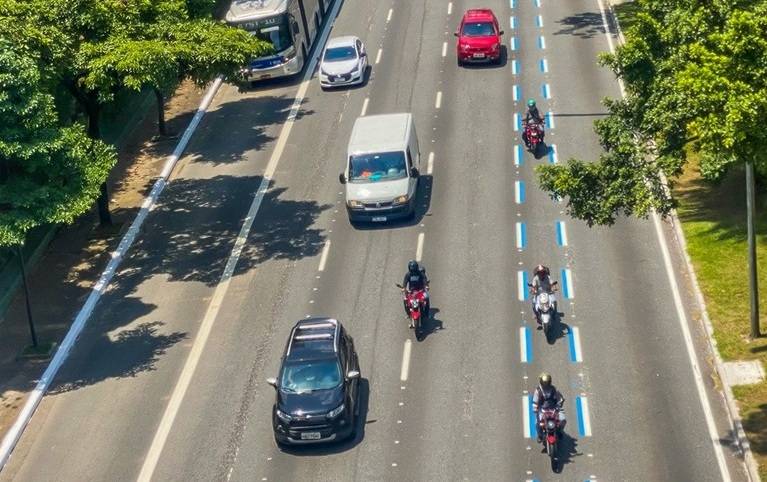 Projeto quer levar Faixa Azul de motos a mais capitais brasileiras