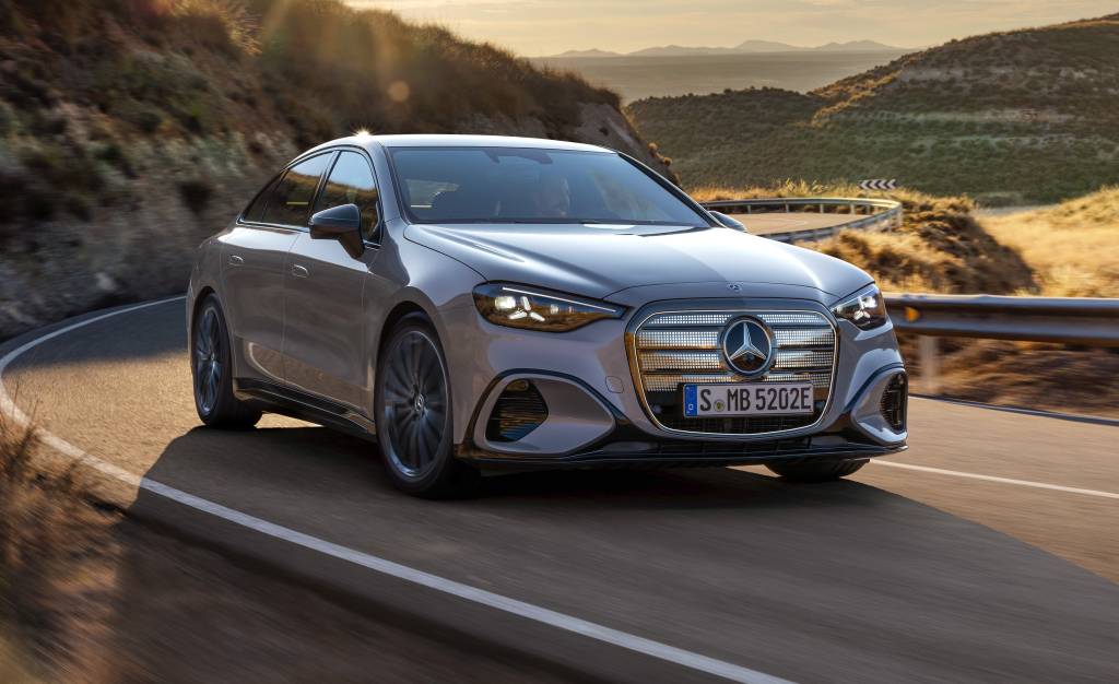 Primeiro Mercedes Classe C elétrico tem cara de GLC e autonomia de até 762 km