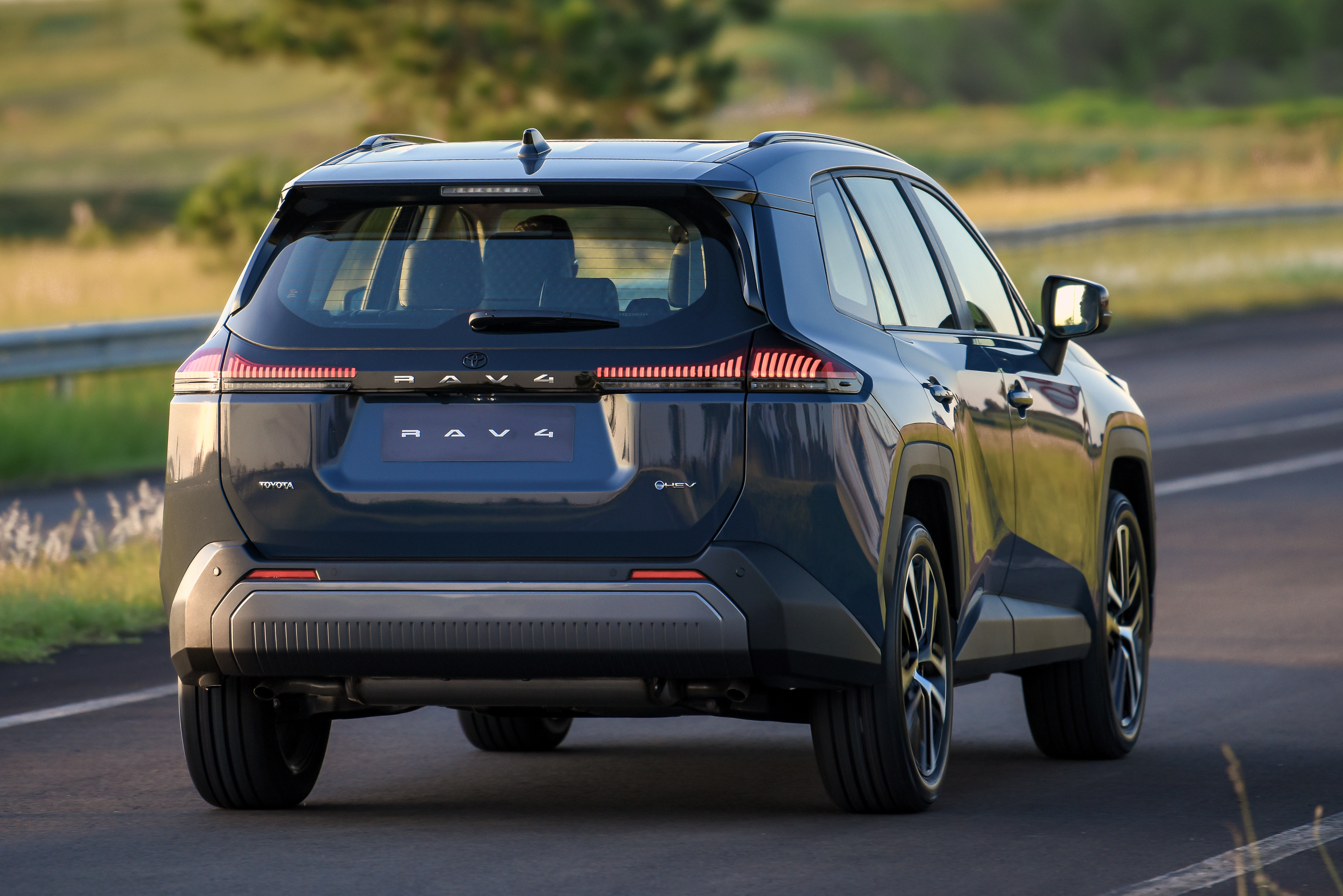 Toyota RAV4 SX HEV 2026