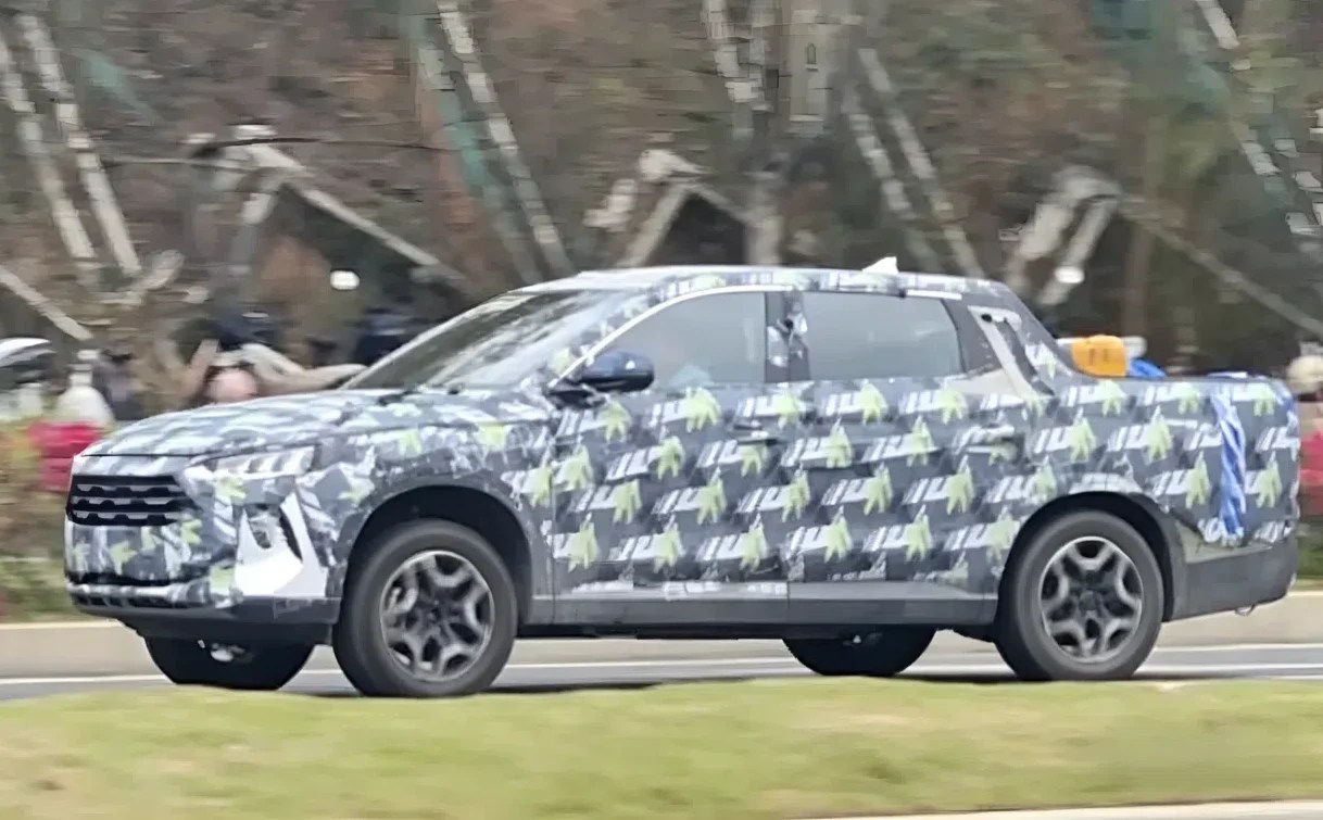 Picape intermediária da BYD em testes