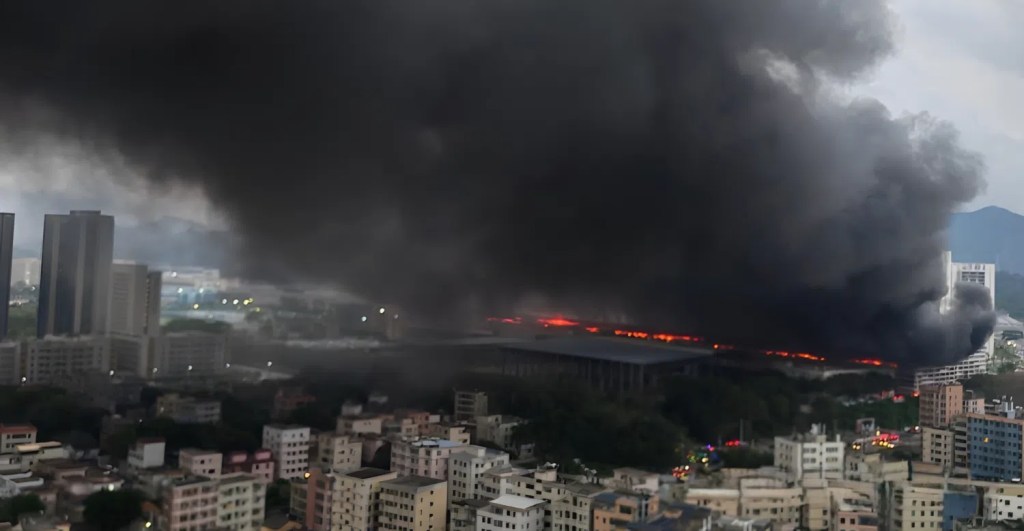 Incêndio em fábrica da BYD destrói carros de teste; veja vídeo