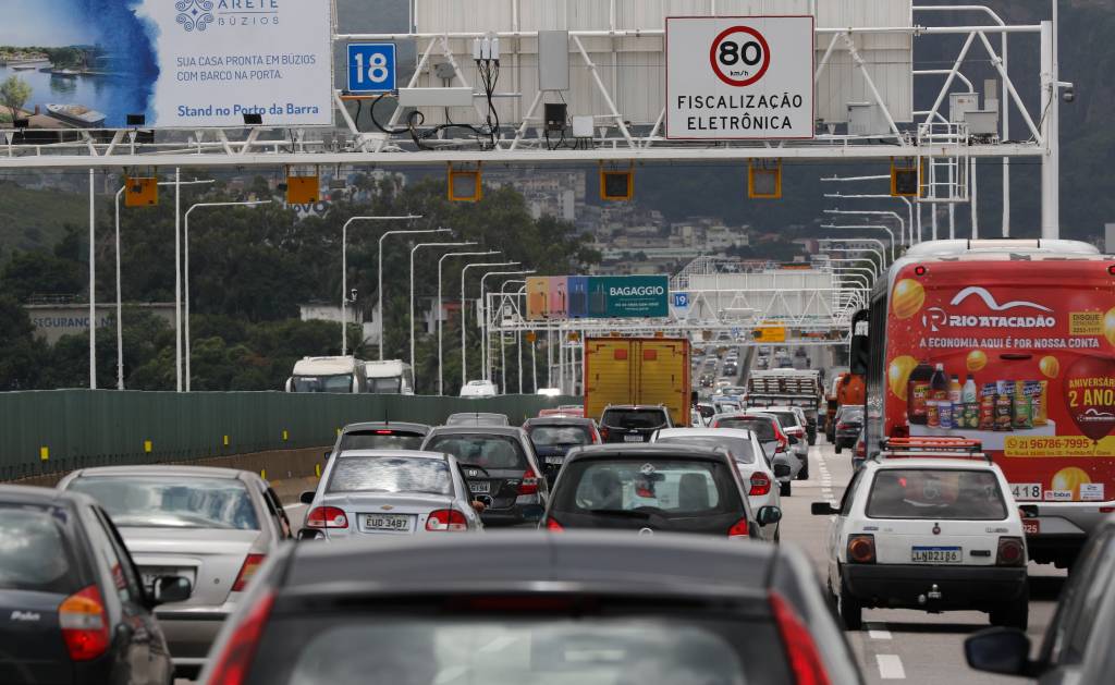 Quanto mais radares, menos infrações de trânsito, aponta estudo brasileiro