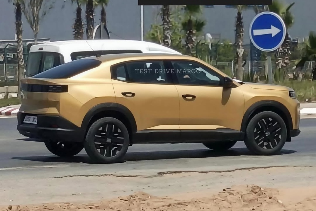 Fiat Fastback 2027 em testes