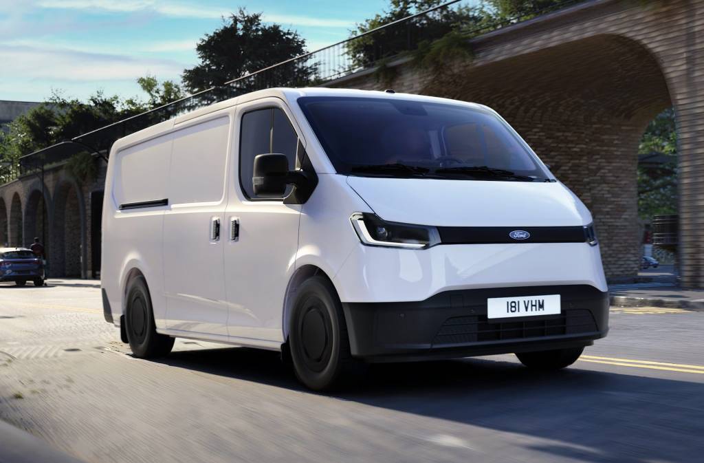 Ford Transit City elétrica é confirmada para o Brasil ainda em 2026