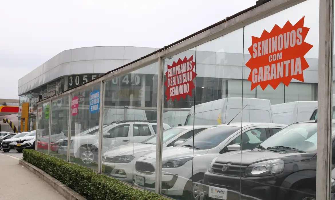 Mercado de carros seminovos permanecem em ascensão