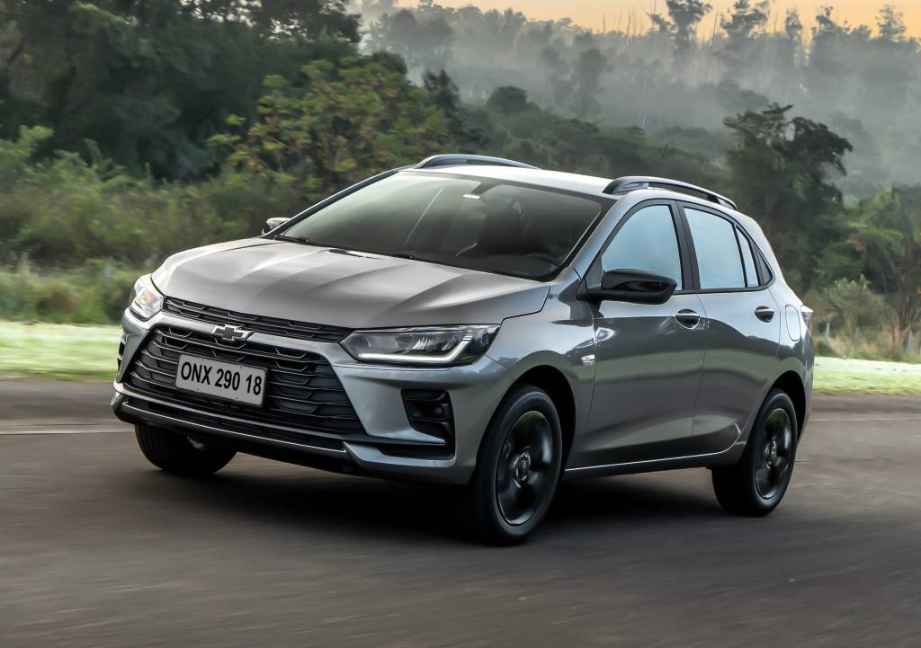 Chevrolet Onix Activ 2027: preço, motor e equipamentos do hatch aventureiro