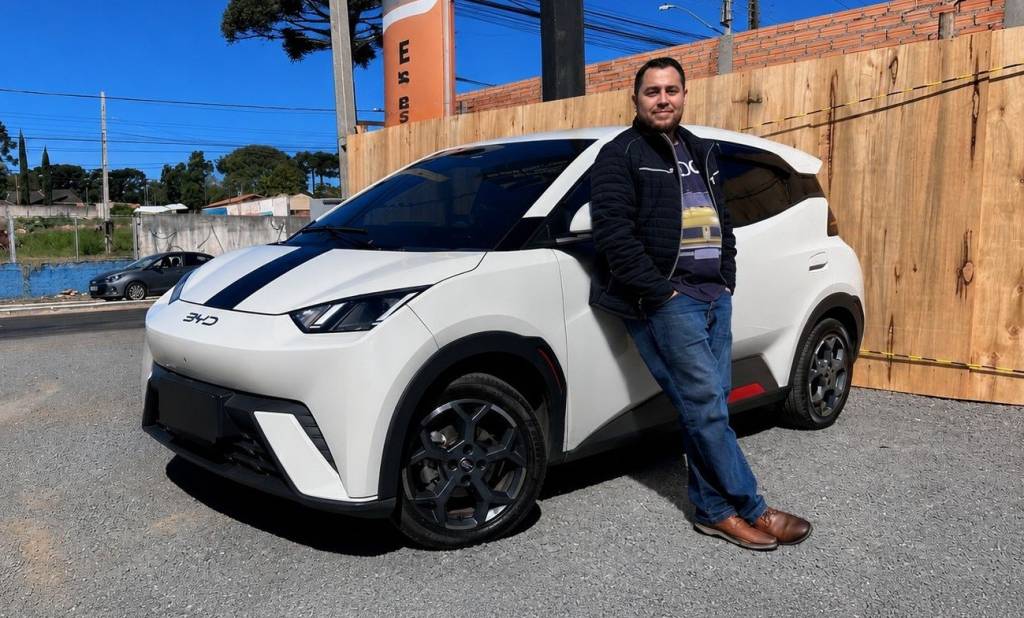 BYD não cumpre garantia de 100.000 km para semieixos de Dolphin Mini, diz dono